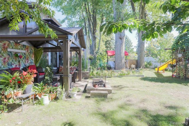 49205 Monte Road, Chesterfield, MI 48047