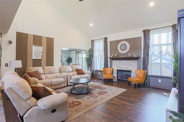 49205 Monte Road, Chesterfield, MI 48047