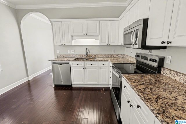 1582 BENT RIVER CIRCLE, Vestavia Hills, AL 35216