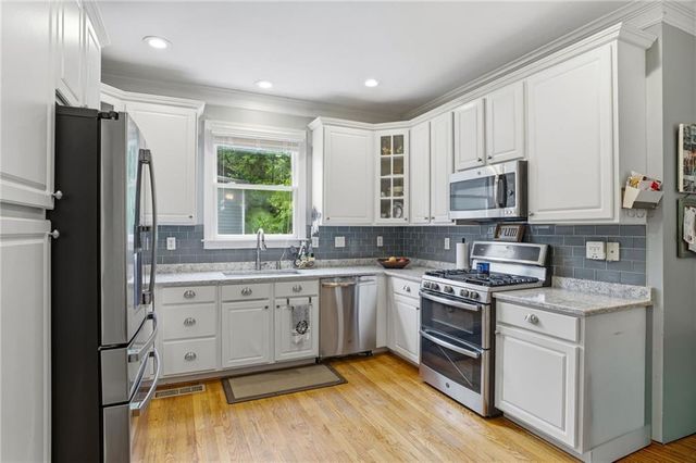 2170 Whittier Place NW, Atlanta, GA 30318