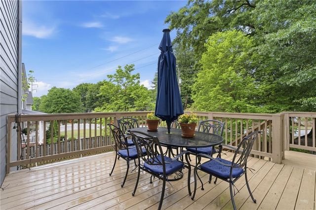 2170 Whittier Place NW, Atlanta, GA 30318