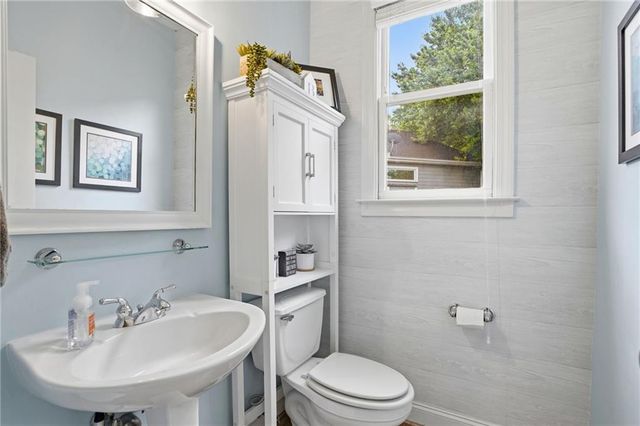 2170 Whittier Place NW, Atlanta, GA 30318