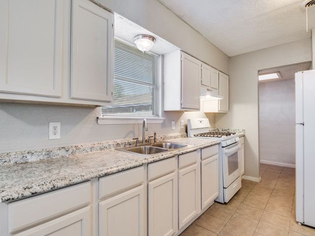 2905 Rilla Drive, Garland, TX 75041