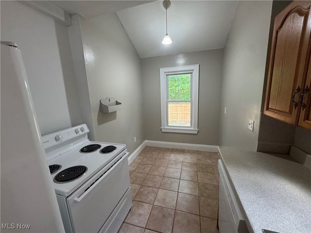 3663 Randolph Road, Cleveland Heights, OH 44121