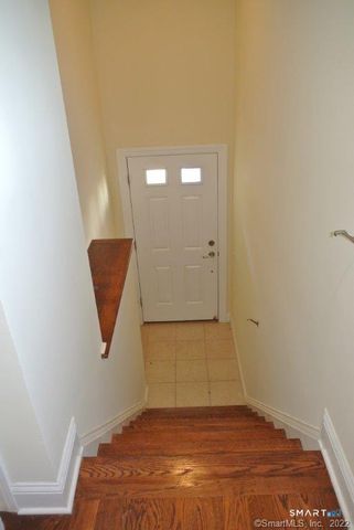 140 Kyles Way 140, Shelton, CT 06484