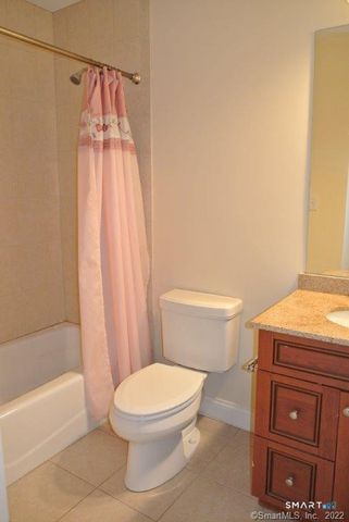 140 Kyles Way 140, Shelton, CT 06484
