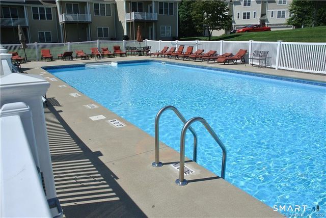 140 Kyles Way 140, Shelton, CT 06484