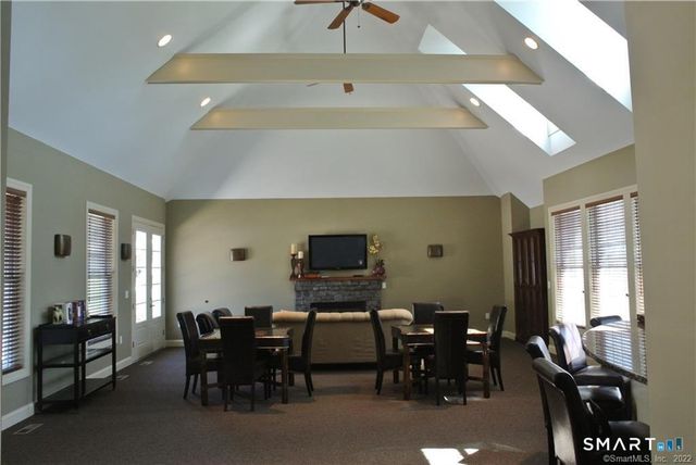 140 Kyles Way 140, Shelton, CT 06484