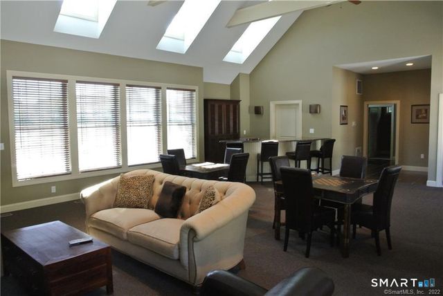140 Kyles Way 140, Shelton, CT 06484