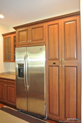 140 Kyles Way 140, Shelton, CT 06484