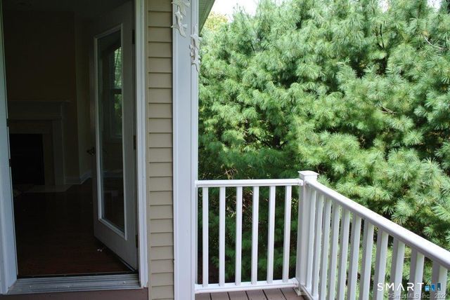 140 Kyles Way 140, Shelton, CT 06484