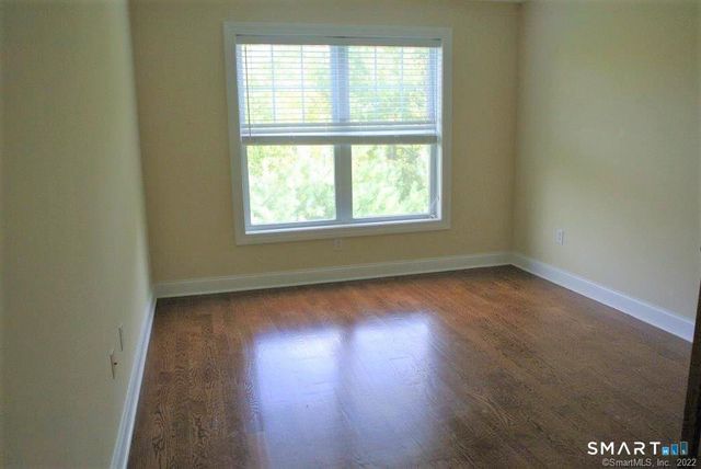 140 Kyles Way 140, Shelton, CT 06484