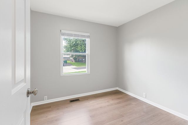 302 Healy Avenue, Romeoville, IL 60446
