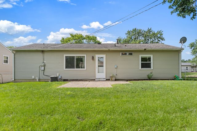 302 Healy Avenue, Romeoville, IL 60446