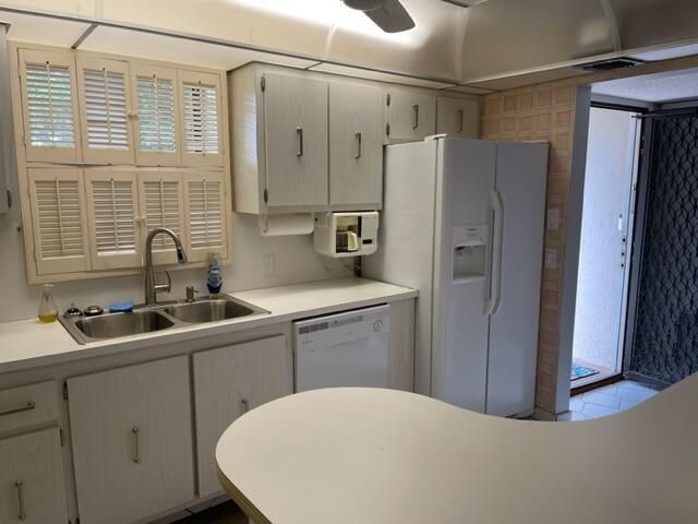 2424 N Federal Hwy 305 Highway 305, Boynton Beach, FL 33435