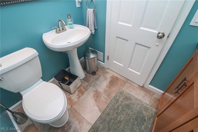 7293 Indian Trail, Youngstown, OH 44514
