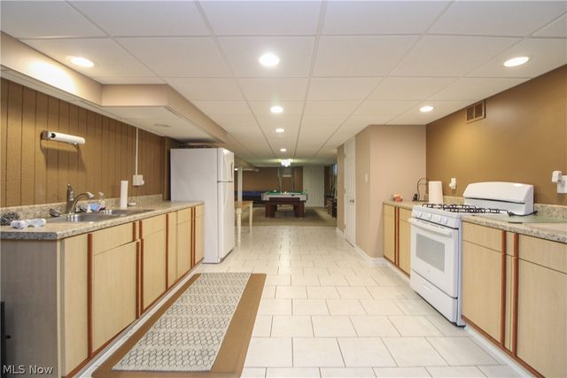 7293 Indian Trail, Youngstown, OH 44514