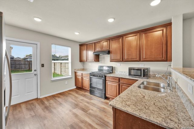 7337 Storms End, San Antonio, TX 78253