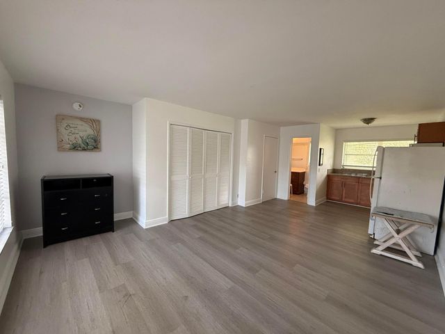 3226 NE 12TH Street 10, Pompano Beach, FL 33062