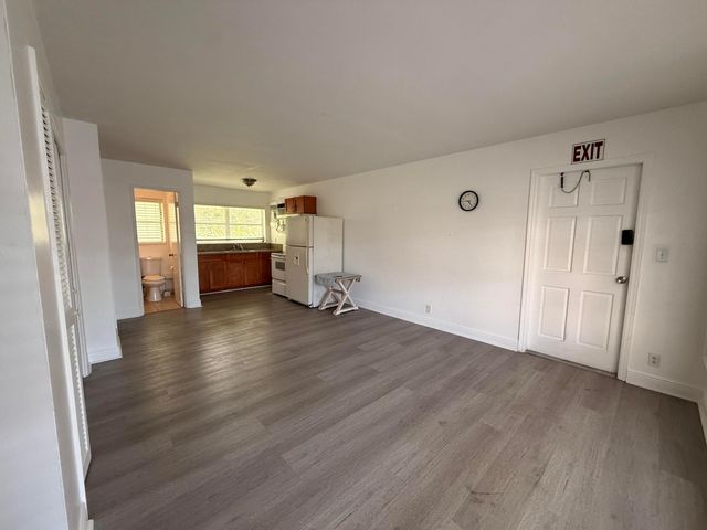 3226 NE 12TH Street 10, Pompano Beach, FL 33062
