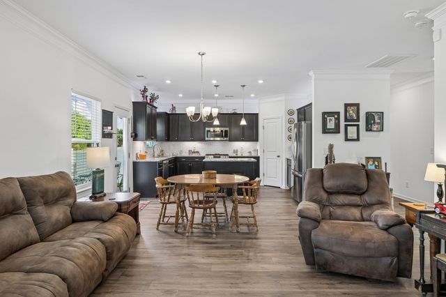 229 Stonewall Dr, Columbia, TN 38401