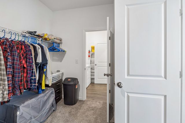 229 Stonewall Dr, Columbia, TN 38401
