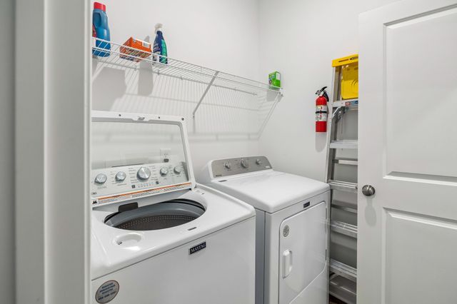 229 Stonewall Dr, Columbia, TN 38401
