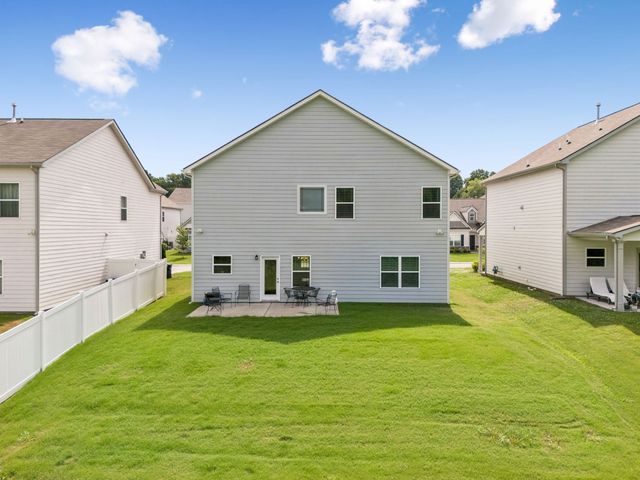 229 Stonewall Dr, Columbia, TN 38401