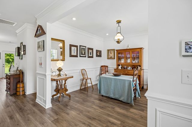 229 Stonewall Dr, Columbia, TN 38401