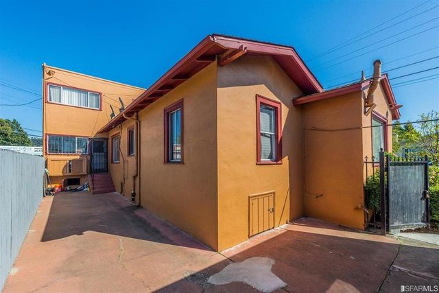 6033 Foothill Boulevard, Oakland, CA 94605