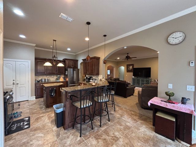 159 Stone Brook Dr, Henderson, TX 75654