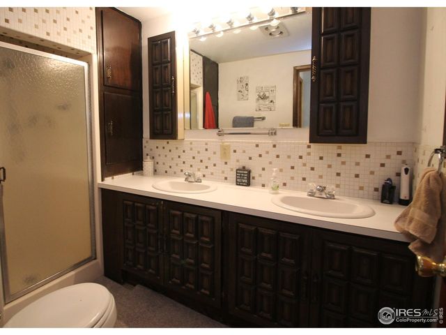 221 N Wallace Ave, Haxtun, CO 80731