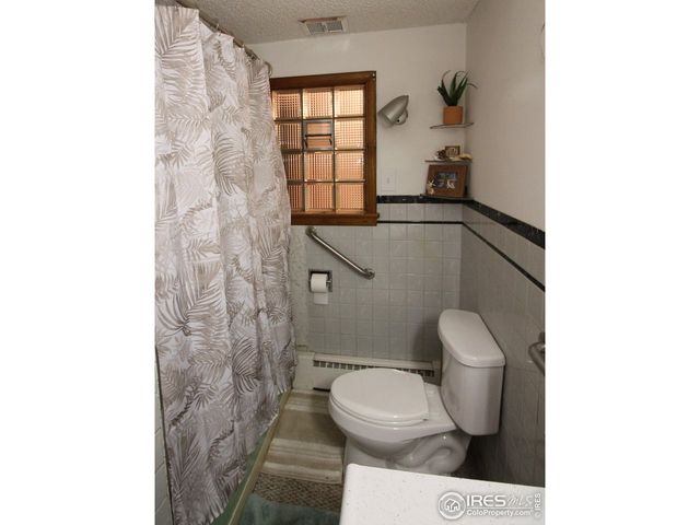 221 N Wallace Ave, Haxtun, CO 80731