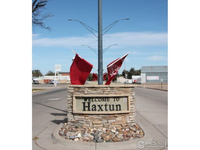 221 N Wallace Ave, Haxtun, CO 80731