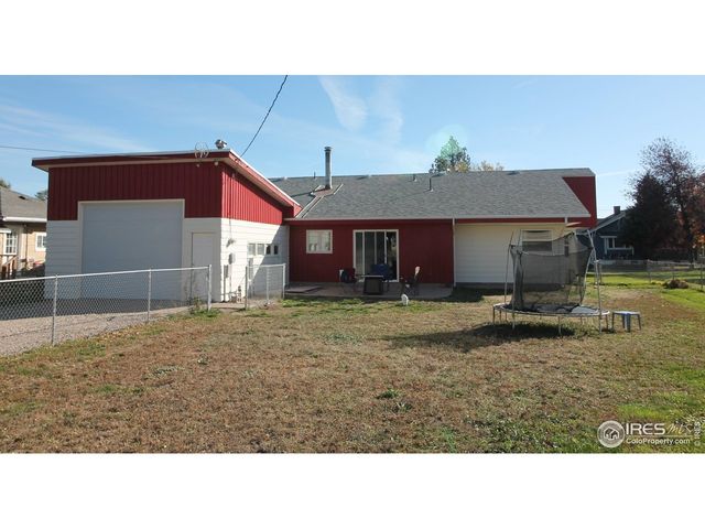221 N Wallace Ave, Haxtun, CO 80731