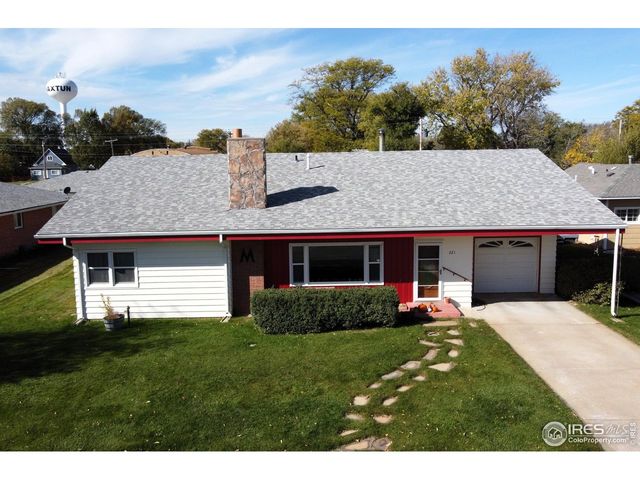 221 N Wallace Ave, Haxtun, CO 80731