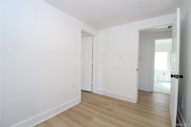 9969 Robson Street, Detroit, MI 48227