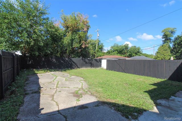 9969 Robson Street, Detroit, MI 48227