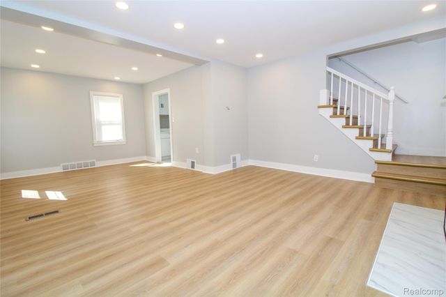 9969 Robson Street, Detroit, MI 48227