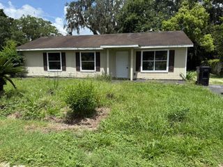 202 SE 14TH PLACE, Gainesville, FL 32601