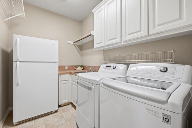 4549 Golf Vista DR, Austin, TX 78730