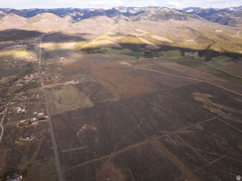 Image 3 of property listing at 1300 E 200 S, Mt Pleasant, UT 84647