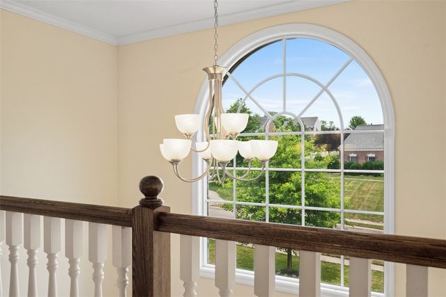 1702 S Hawthorn Ct, Franklin Park, PA 15237