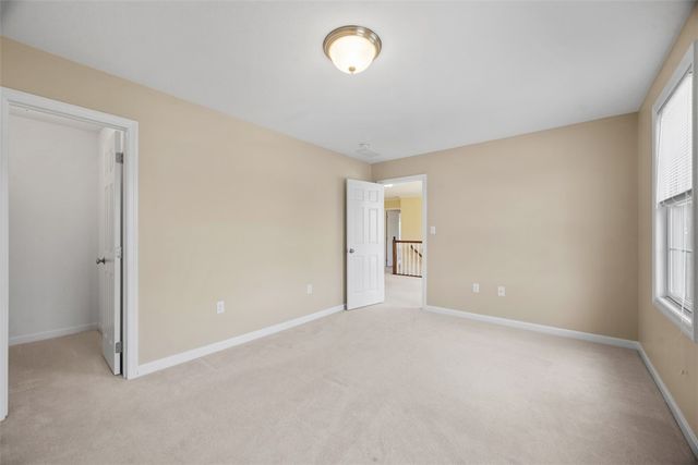 1702 S Hawthorn Ct, Franklin Park, PA 15237