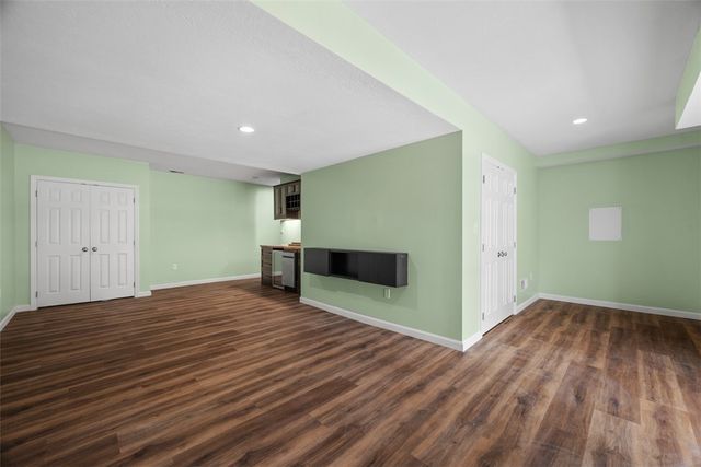 1702 S Hawthorn Ct, Franklin Park, PA 15237