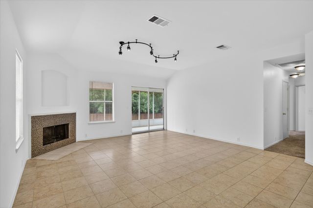 4308 Vinyard Way, Denton, TX 76226