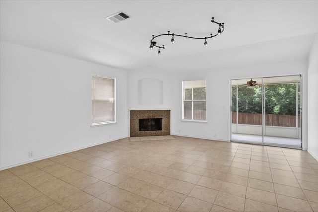 4308 Vinyard Way, Denton, TX 76226