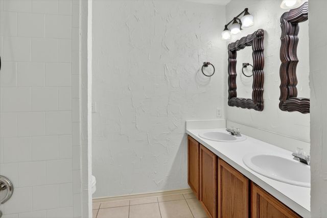 4308 Vinyard Way, Denton, TX 76226