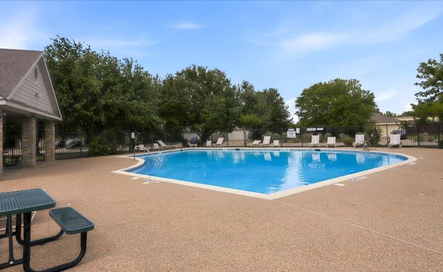 4308 Vinyard Way, Denton, TX 76226