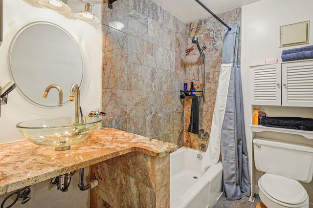 21 Vaughns Gap Rd Apt 20, Nashville, TN 37205